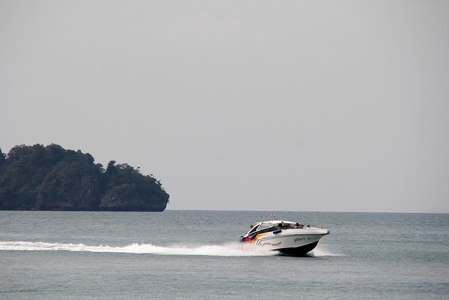 luxury motor yacht - ponte superiore